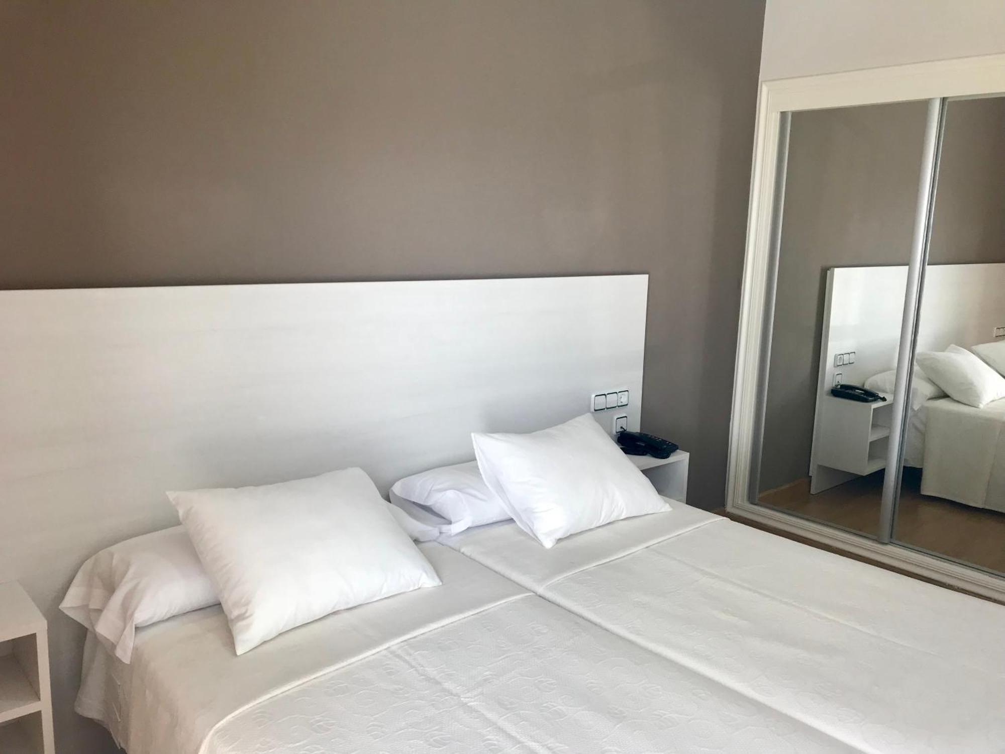 Hotel Nuevo Vichona Sanxenxo Δωμάτιο φωτογραφία