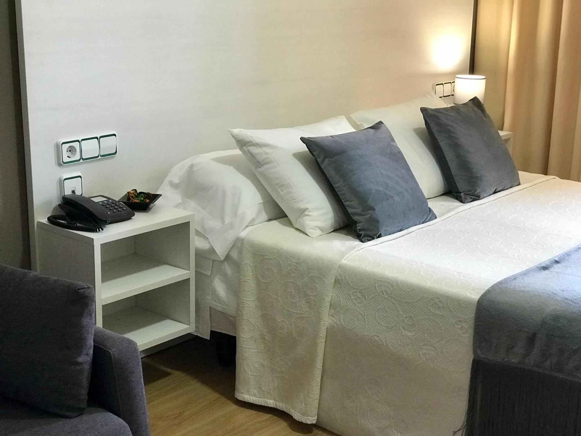 Hotel Nuevo Vichona Sanxenxo Δωμάτιο φωτογραφία